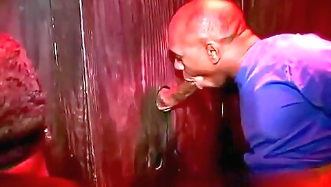 Chunky Penis In Da Gloryhole